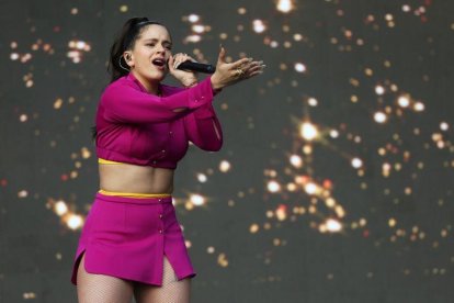 La cantante espanola Rosalia en el festival musical Lollapalooza 2019 en Santiago, Chile.