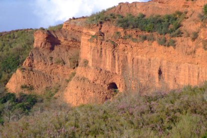 Imagen de La Leitosa que podría confundirse con Las Médulas. RM