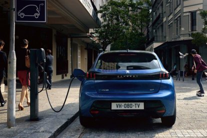 Nuevo Peugeot 208 y su versión 100% eléctrica.