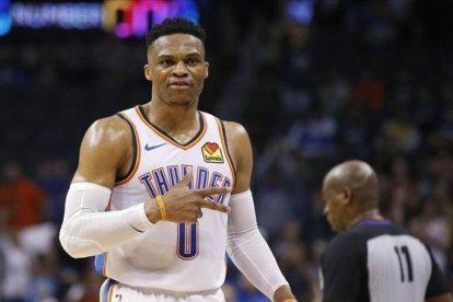 Russell Westbrook tras conseguir el segundo doble triple-doble en la historia de la NBA.