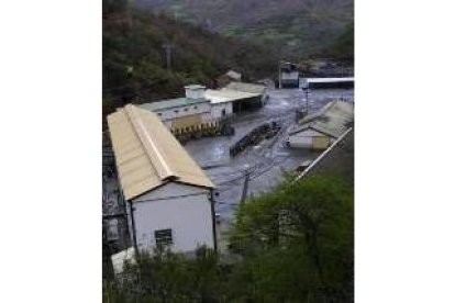 Vista de una explotación carbonera en la cuenca del Bierzo Alto