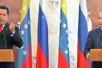 Hugo Chávez y Vladimir Putin, en una imagen de archivo tomada en 2006.