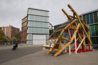 Instalación creada en el marco de la muestra sobre arquitectura 'Usted está aquí'