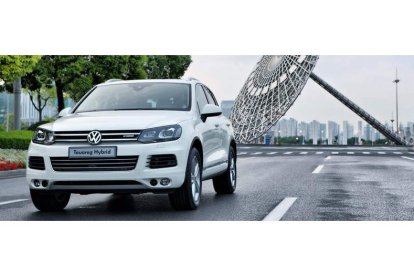 El Touareg Hybrid adopta un nuevo sistema de «coducción ideal» en modo eléctrico