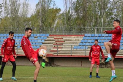 La Cultural afronta el partido de hoy dispuesta a reivindicarse. Y eso pasa por ganar a la ‘Balona’. CYDL