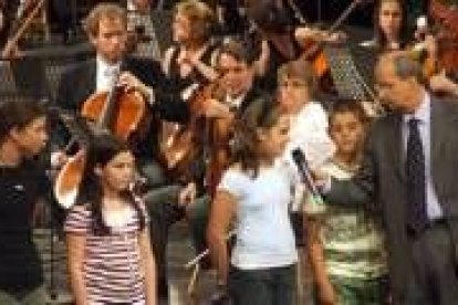 Los alumnos de la Escuela de Música participan en el Conciertazo