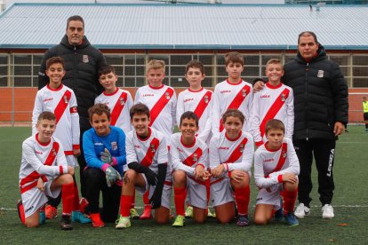 Equipo del San Lorenzo B que milita en 3.ª Provincial Alevín. MIGUEL F. B.