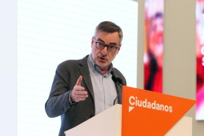  El secretario general de Ciudadanos, José Manuel Villegas, comparece en rueda de prensa para informar de la primera reunion del Comité de Negociación de Gobiernos.