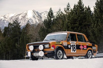 Un coche con sitio en la historia del automóvil en España: el Seat 124.