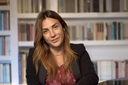 La periodista italiana Viola Ardone