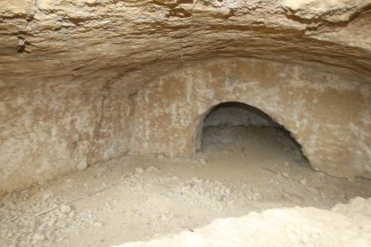 Rebautizada como cueva del Moro, el cenobio rupestre de Villarrodrigo posee un ábside y dos partes diferenciadas.