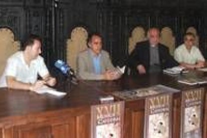 Rodríguez, Perandones, José Anta Jares y José Juarez en la presentación del ciclo