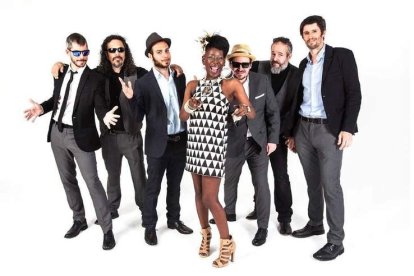 El grupo británico de soul, Shirley Davis and the Silverbacks, en una imagen promocional. DL