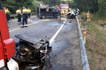 El accidente de Vidreres en el que perdieron la vida cuatro jóvenes que ocupaban un turismo.