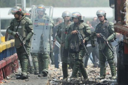 Esta nueva petición de los opositores a la Fuerza Armada se suma a los que ya hacen casi a diario desde que el jefe del Parlamento, Juan Guaidó.