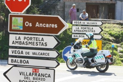 El accidente se registró en la NVI a la altura de Trabadelo. DL