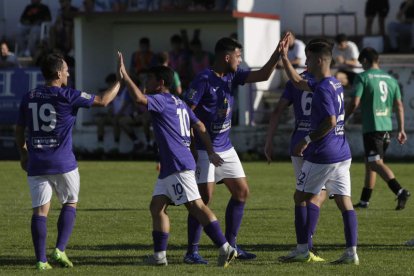 La Bañeza sumó un importante triunfo en Salamanca. F. OTERO