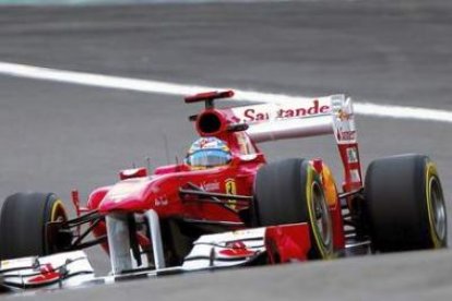 Alonso fue el más rápido en el primer test.