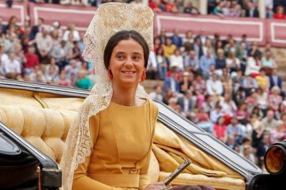 Victoria Federica de Marichalar, en la plaza de toros de la Maestranza de Sevilla, durante la Exhibición de Enganches.