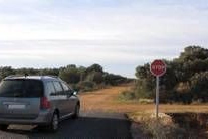 De momento, la carretera de Alija a Alcubilla sólo conduce al monte