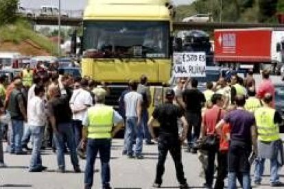 En Cataluña y la Comunidad Valenciana hubo cortes de carreteras