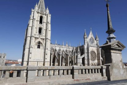 La Catedral ha recibido sumados los dos últimos años los mismos visitantes que en 2019. MARCIANO PÉREZ