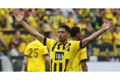 Bellingham dejará Dortmund para intentar ser protagonista con la camiseta del Real Madrid. WITTEK