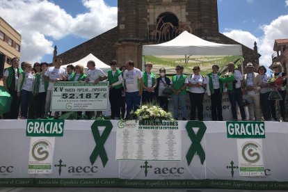 Marcha por la Esperanza en La Bañeza. DL