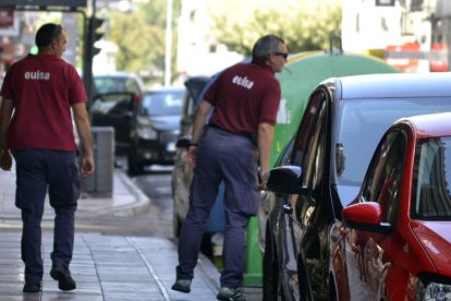 Los propietarios deberán solicitar un distintivo para identificar a los vehículos eléctricos. ELORA