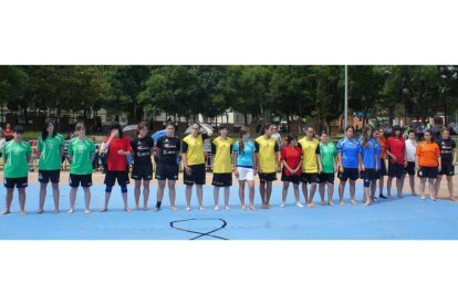 El corro de Barcelona se celebró, ‘venciendo’ a las nubes, y contando con muy numerosa participación, también en lucha femenina.