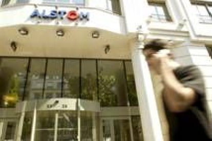 Alstom se asegura poder cumplir con sus obligaciones de pago hasta el primer semestre de 2004