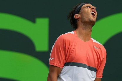 Rafael Nadal se lamenta tras fallar un punto en la final del Abierto de Miami.