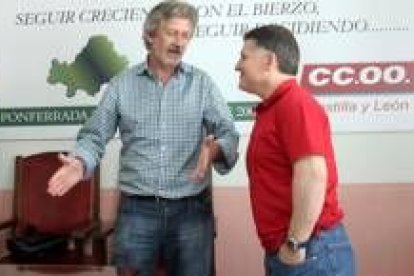 El secretario provincial minero, Alberto González Llamas, y el comarcal de CC.OO, Antonio Bas, ayer