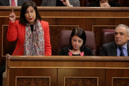 Margarita Robles en el pleno del Congreso de los Diputados.