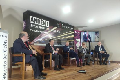 primera mesa redonda de la tercera jornada