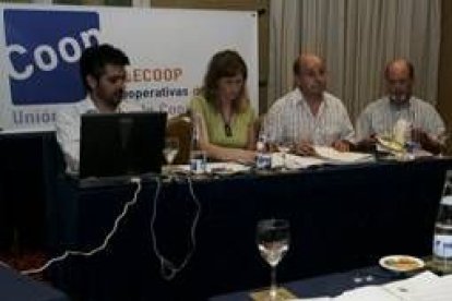 Un momento de la asamblea de la Unión de Cooperativas