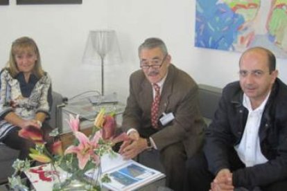 Isabel Carrasco y Juan José García Marcos, durante la reunión.