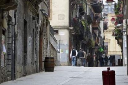 Calle Nagusia de Hernani, donde la Ertzaintza registró un apartamento relacionado con Manex Castro