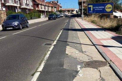 Estado en el que se encuentra el carril bici de La Serna. DL