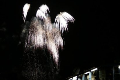 Los fuegos artificiales quedan suspendidos. FERNANDO OTERO