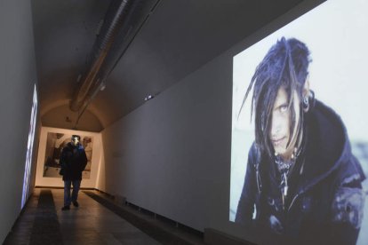 El fotógrafo autodidacta norteamericano expone su muestra ‘Trenes y libertad’ por primera vez en España. NACHO GALLEGO