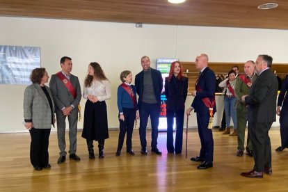 Un momento del homenaje a los astronautas leoneses. RAMIRO