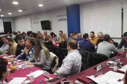 Imagen de la reunión de empresarios que tuvo lugar el martes en Valencia de Don Juan.