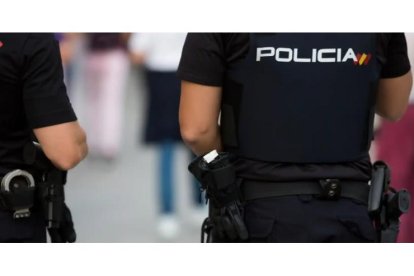 Agentes de la Policía Nacional. DL