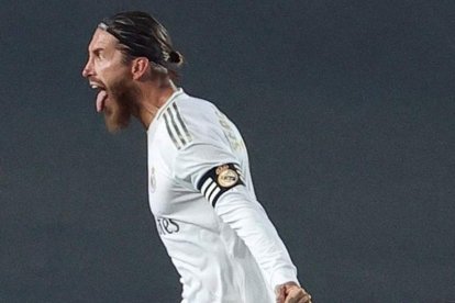 Sergio Ramos celebra el gol frente al Getafe  . JUANJO MARTÍN