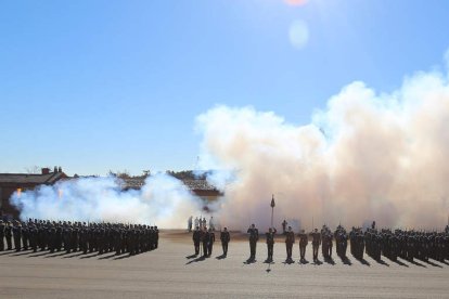 Lanzamientos de salvas en uno de los actos organizados en Conde de Gazola. SECUNDINO PÉREZ