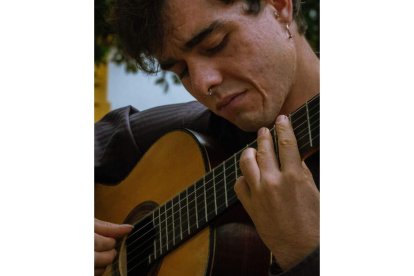 El guitarrista ponferradino Marcos Arregui. DL