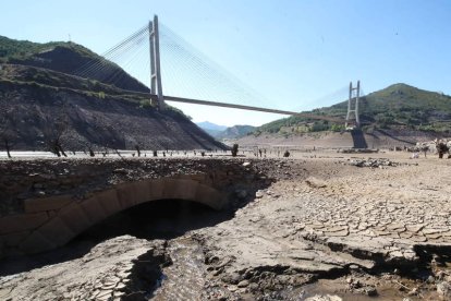 El embalse del Luna, tema de febrero. RAMIRO