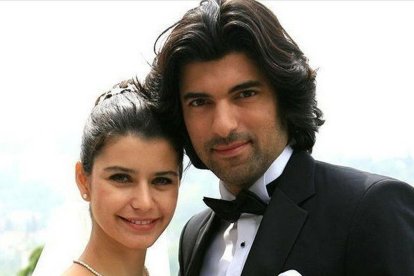 Beren Saat y Engin Akyürek, protagonistas de la telenovela turca 'Fatmagul'.