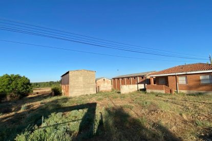 Imagen tomada esta mañana de la zona en la que apareció el cuerpo. MIGUEL FB